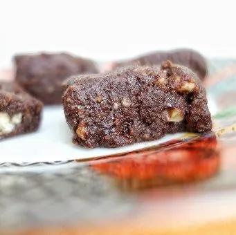 Brownie vegan, sans gluten & sucre raffiné